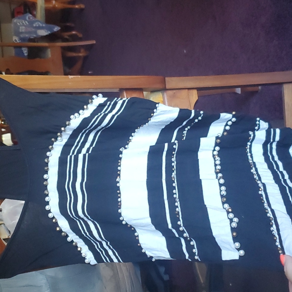 Express cotton tank top with white and bronze beads